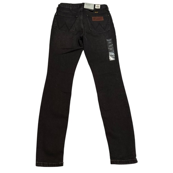 Wrangler Black women’s Jeans‎ - Picture 3 of 5
